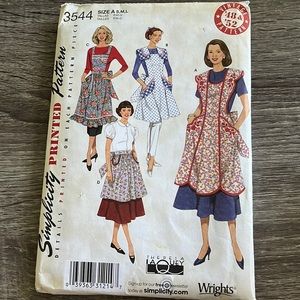 Patterns for Vintage Style Aprons - Simplicity 3544 - Sizes S,M,L